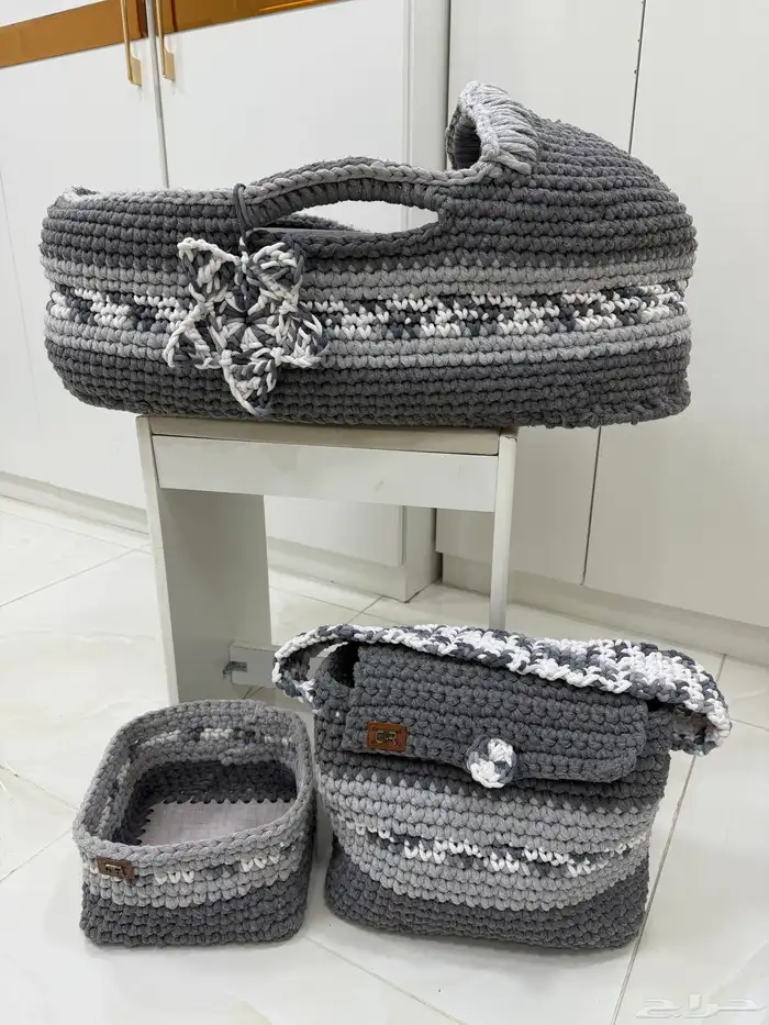 سرير كروشيه للاستقبال 0