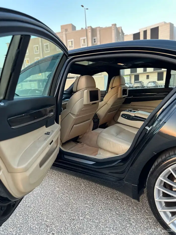 BMW750li2009 22