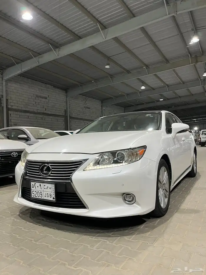 لكزس 2015 es 350 شبه الجديد 1