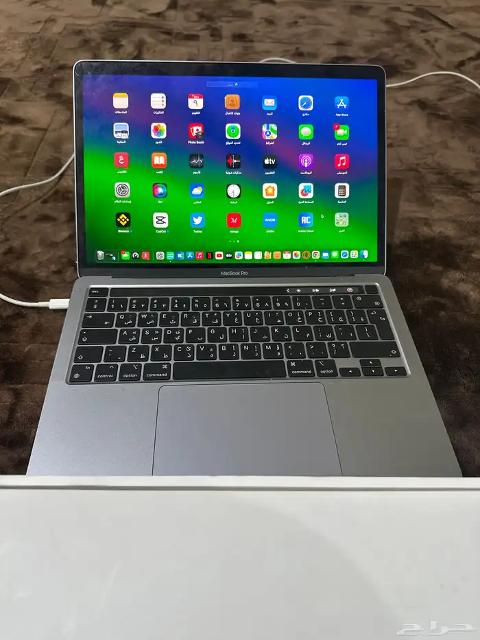 للبيع ماكبوك برو M2 13 inch 1