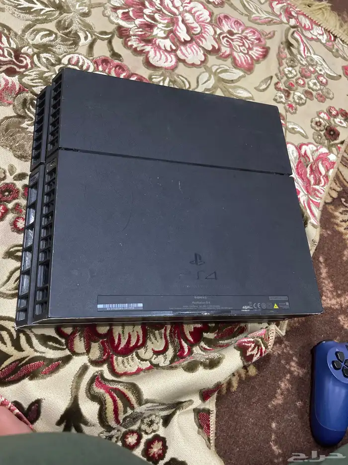ps4 fat for sale 600 sar 2