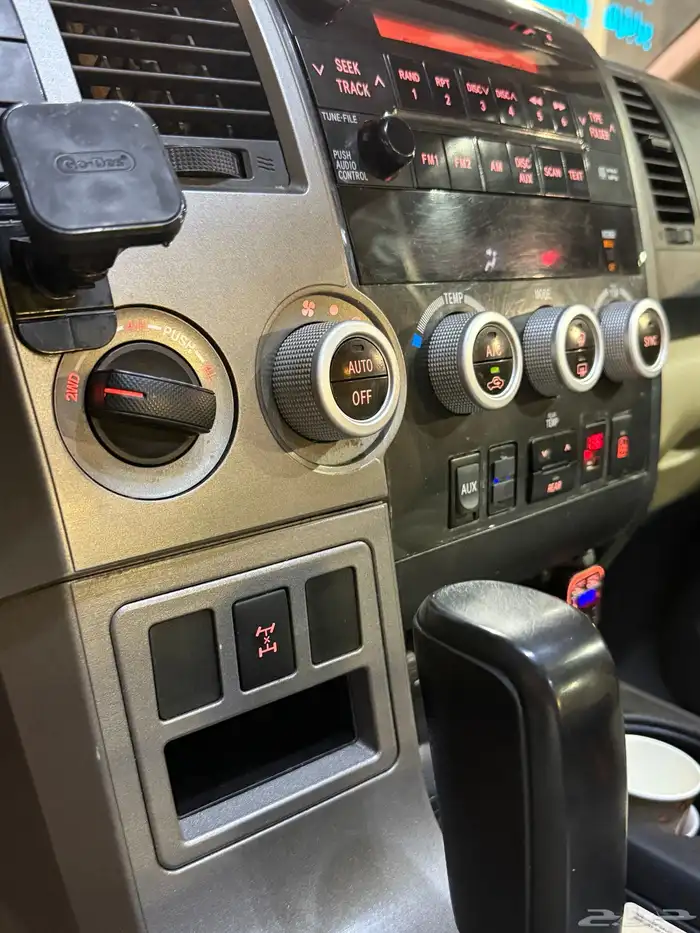 للبيع سكويا موديل 2015 دبل ثلاجه 8