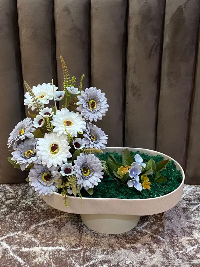 مجسم هدايا جديد ونظيف استعمال مره وحده 0