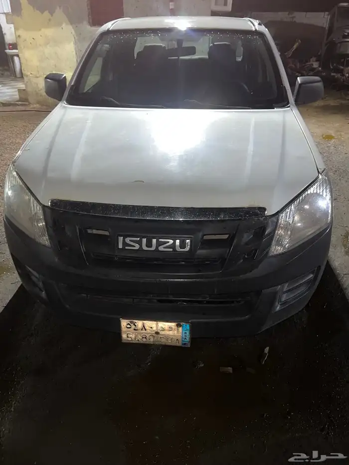 آيسوزو وانيت 2014 نظيف جدا 0