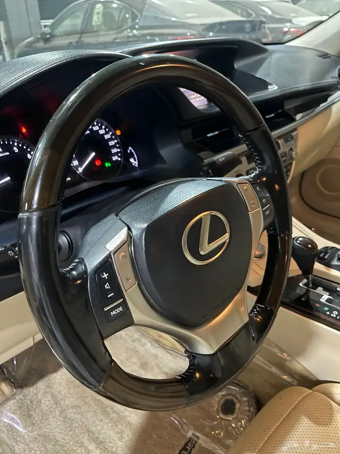 لكزس 2015 es 350 شبه الجديد 25