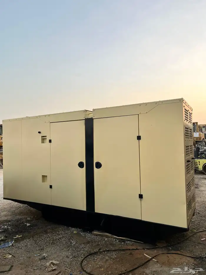 مولد كهرباء حديثة للايجار 0