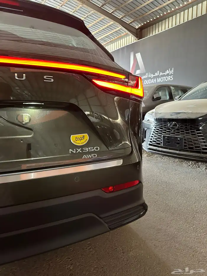 لكزس NXAA350 بنزين لون زيتي موديل 2026 سعودي 18