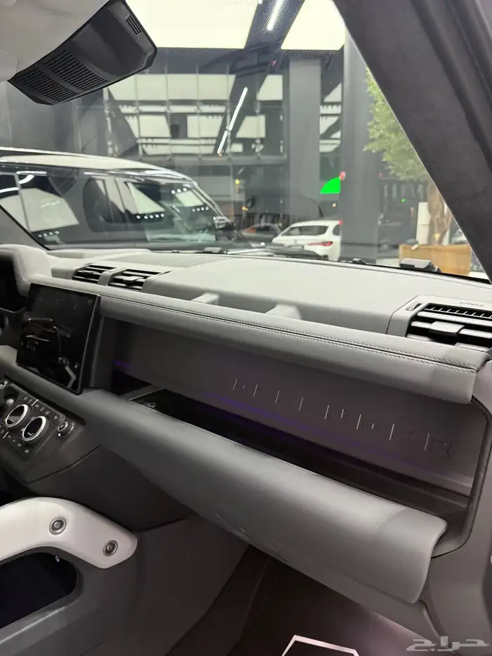 ديفندر جديد 2025 V8 20