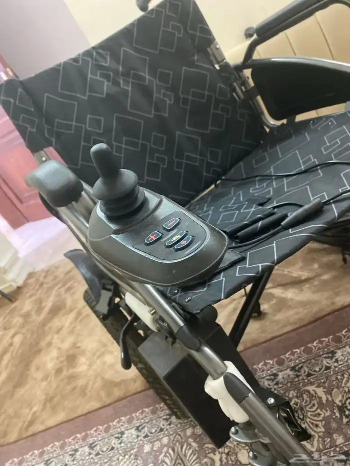 عربيه كهربائيه 3