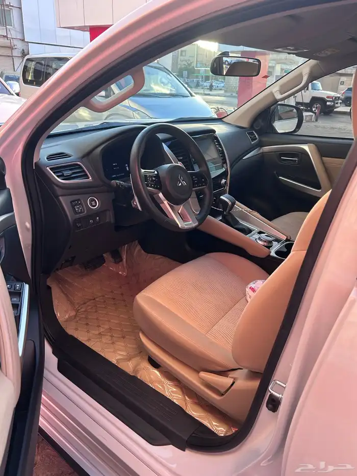 مونتيرو سبورت أول مالك( ديزل )دبل (القير 8غيار)ممشاه 35 ألف 13