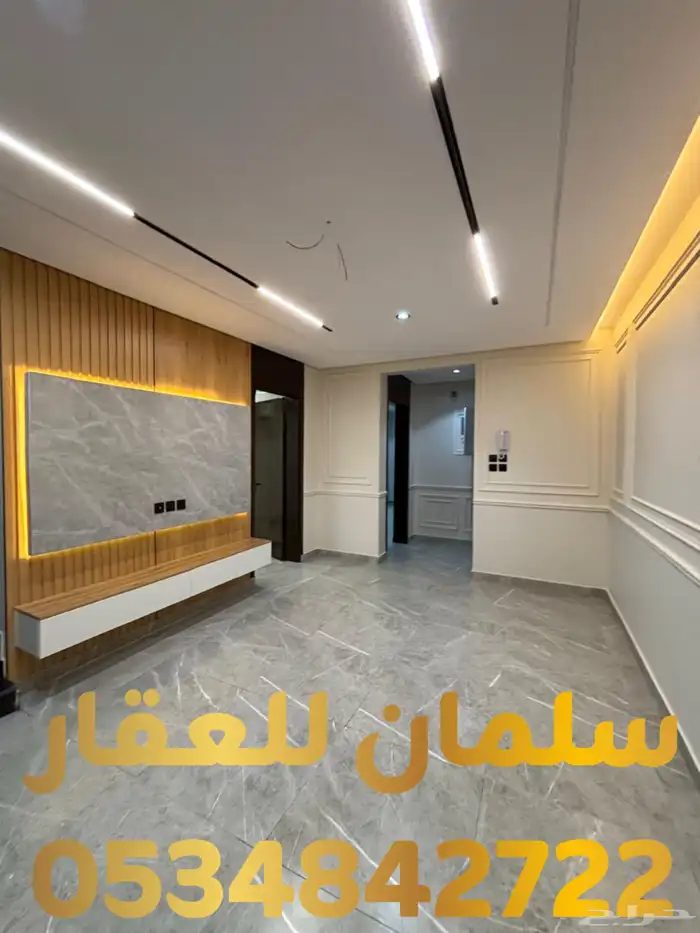 للبيع فيلا روف تصميم مودرن في حي الصفاء 9