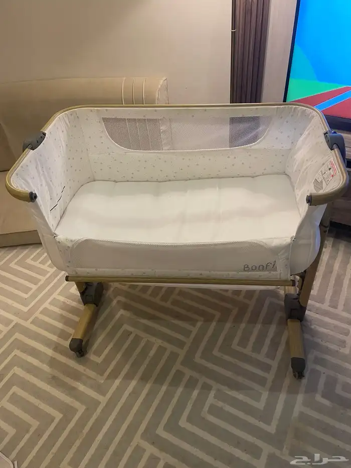 سرير اطفال 0