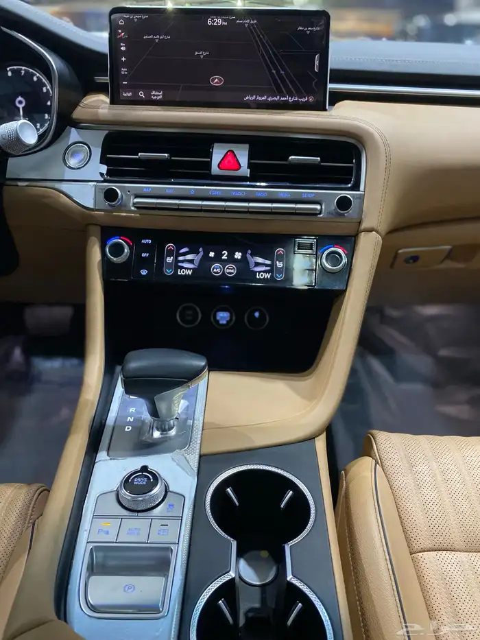جنسس G70 نص فل 2024 13