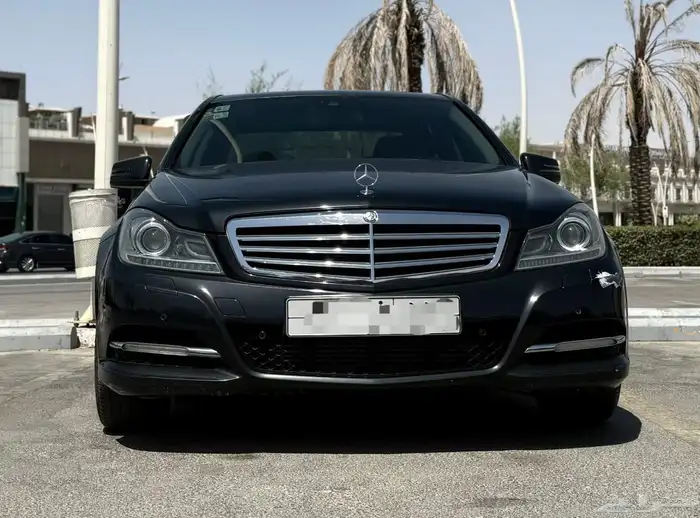 مرسيدس C200 موديل 2012 جفالي 0