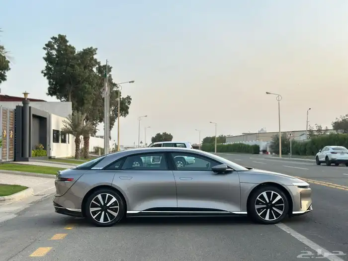 لوسيد AIR 2024 7