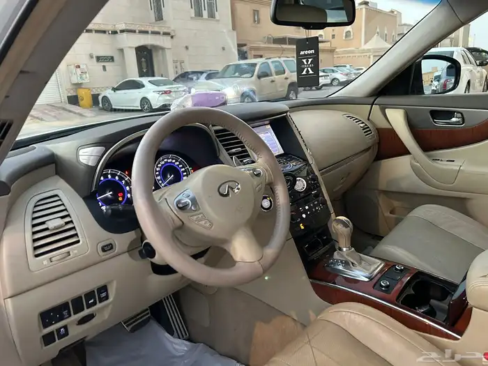 انفنيتي Qx70 9