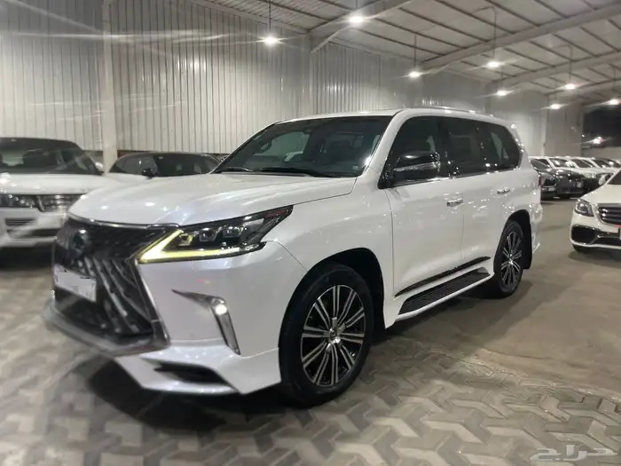 لكزس LX570 2018 0