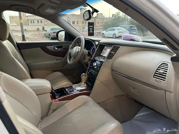 انفنيتي Qx70 6