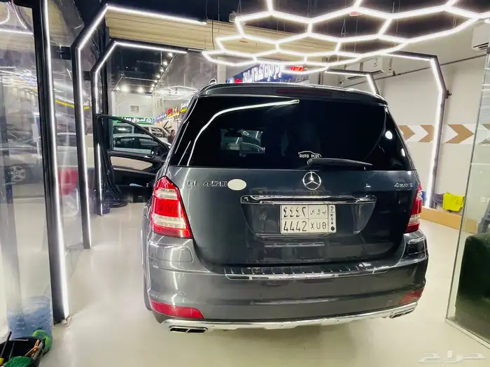 Mercedes Benz GL 450. AMG 7
