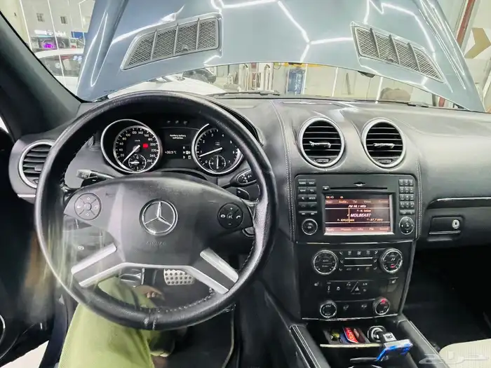 Mercedes Benz GL 450. AMG 10