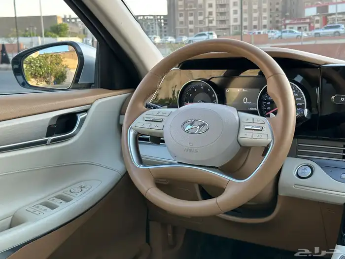 هونداي ازيرا 2023 البيع 78000 الف 12
