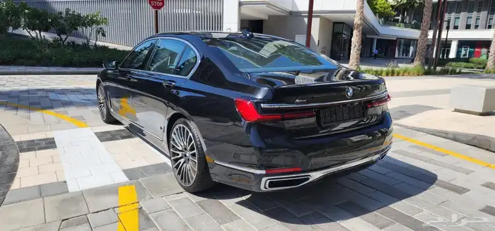 بي ام دبليو 750 خليجي موديل 2021موجودة في دبي 18