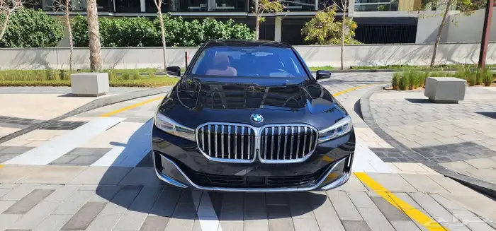 بي ام دبليو 750 خليجي موديل 2021موجودة في دبي 3