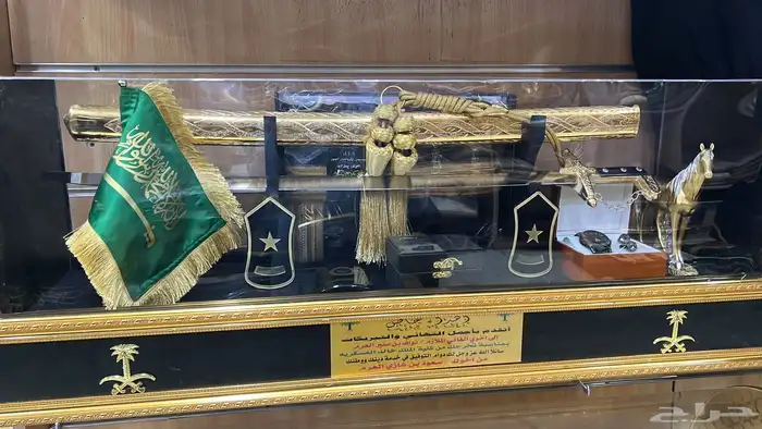 دروع اكلارك اطقم هدايا بشوت سيوف درع بشت سيف تخرج زواج 19