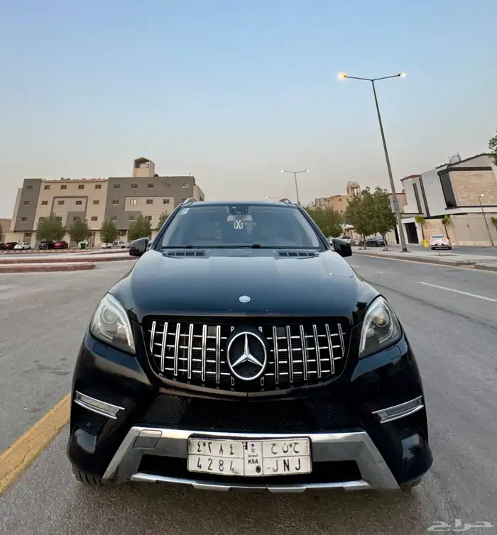 مرسيدس جيب للبيع بسعر مغري فل كامل اعلى صنف نضيف على الشرط 0