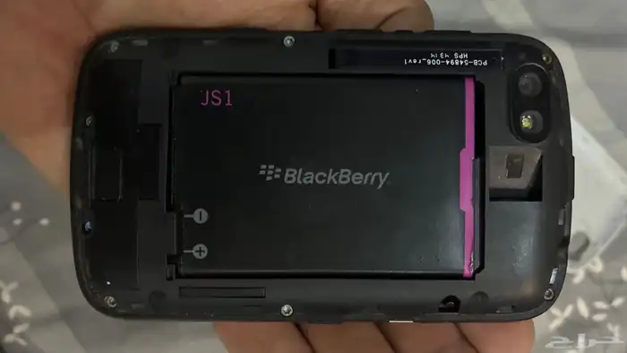 للبيع بلاك بيري كيرف 9720 2