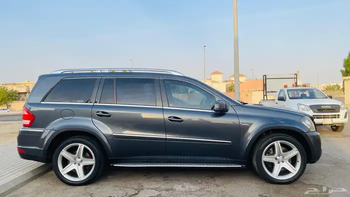 Mercedes Benz GL 450. AMG 0
