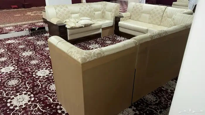 للبيع قطع كنب 1