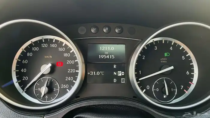 Mercedes Benz GL 450. AMG 15