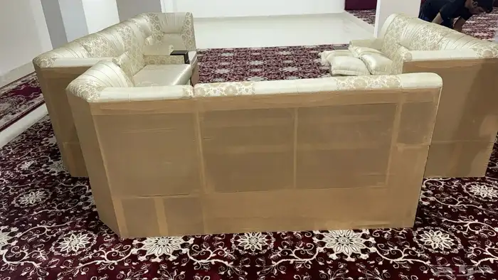 للبيع قطع كنب 3