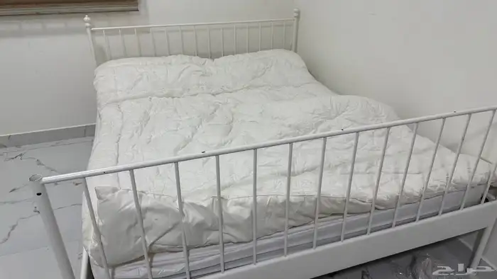 عندي سرير كويس ونظيف بس ماصرت احتاجه 0