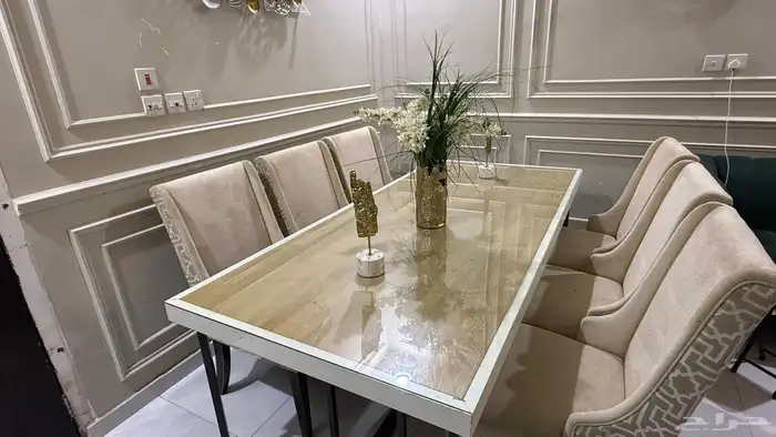 طاولة طعام هوم سنتر 1