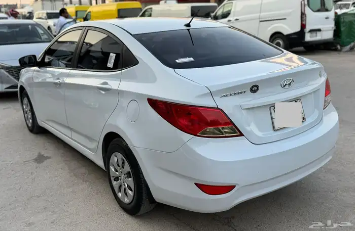 هونداي اكسنت 2018 بنزين 8