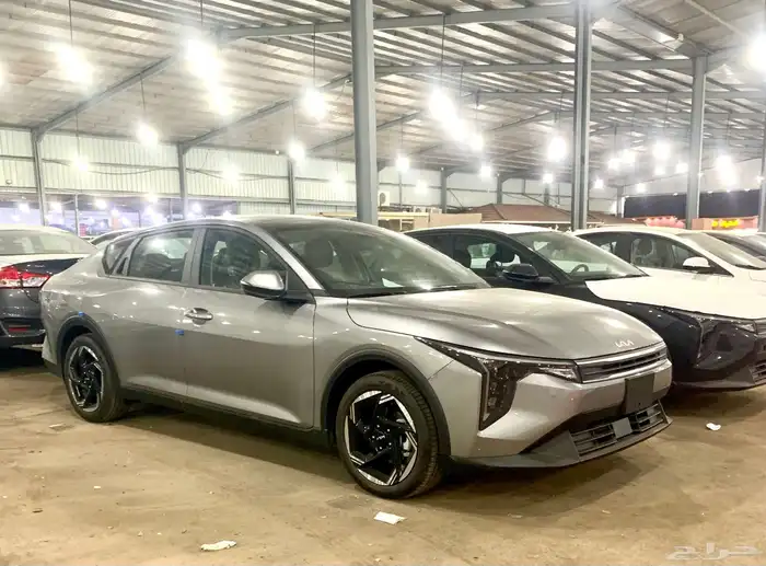 كيا كي 4 نص فل 2026 K4 GLS 12