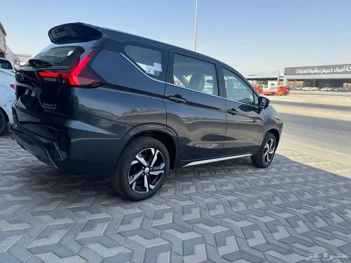 ميتسوبيشي اكسباندر موديل 2025 5