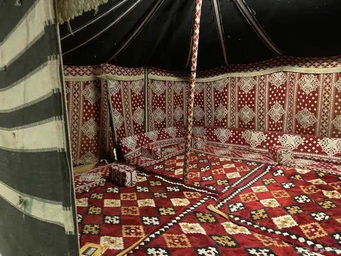 مخيم للبيع 6