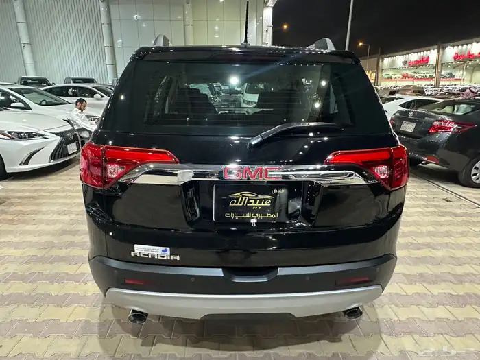 جمس اكاديا SLE موديل 2019 نص فل نظيفة 26