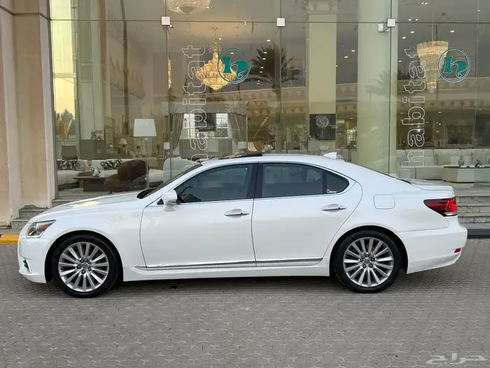 لكزس LS460 2015 6