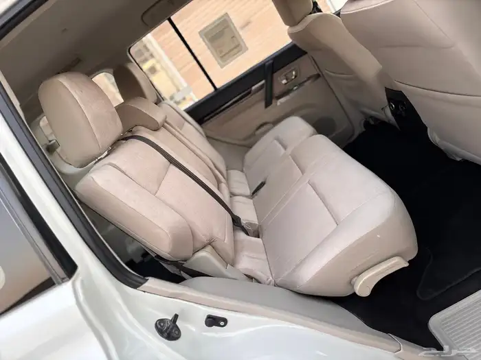 ميتسوبيشي باجيرو GLS 2022 22