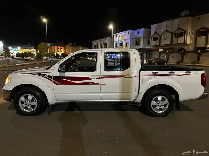 نيسان نافارا 2015 5