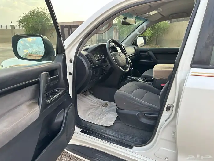 جيب لاندكروزر جي بلد كامل 2012 13