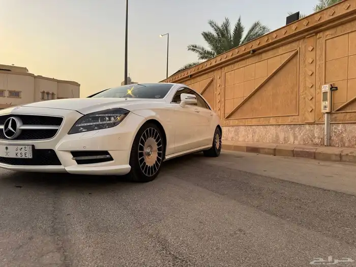مرسيدس CLS 350 2014 عداد قليل وكاله 11