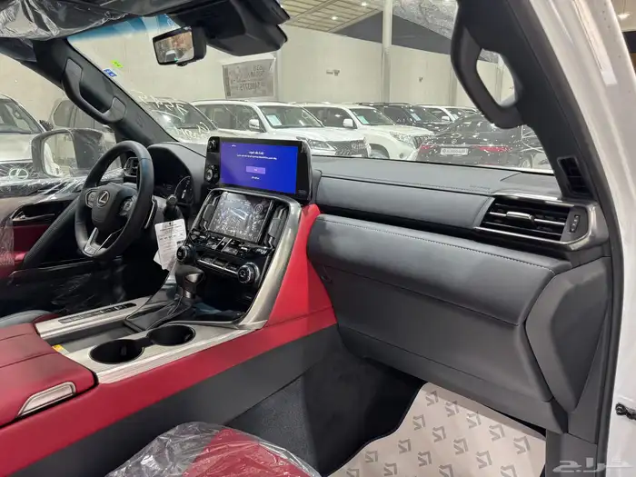 جيب لكزس LX 600 اف سبورت موديل 2025 فل كامل سعودي جديد 16