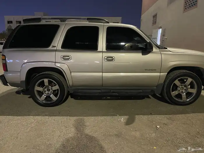 للبيع يوكن قصير Z71 موديل 2005اصدار خاص 3