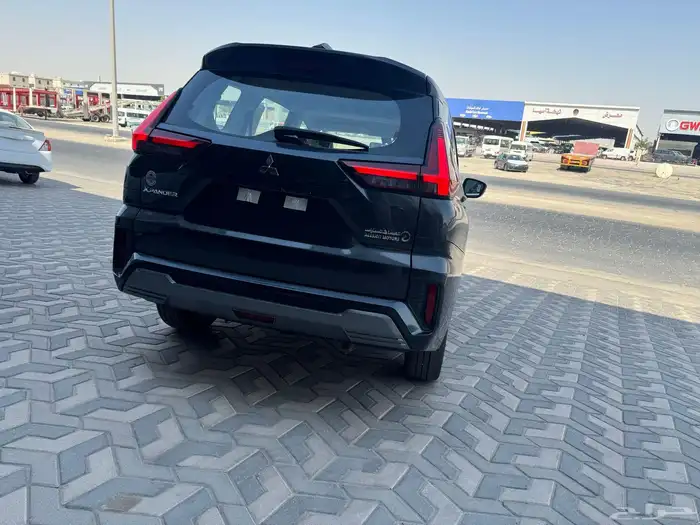 ميتسوبيشي اكسباندر موديل 2025 4