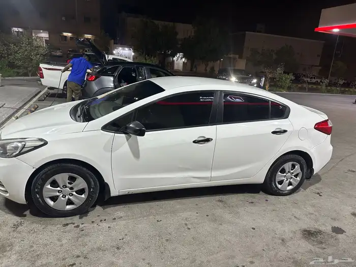سيراتو 10